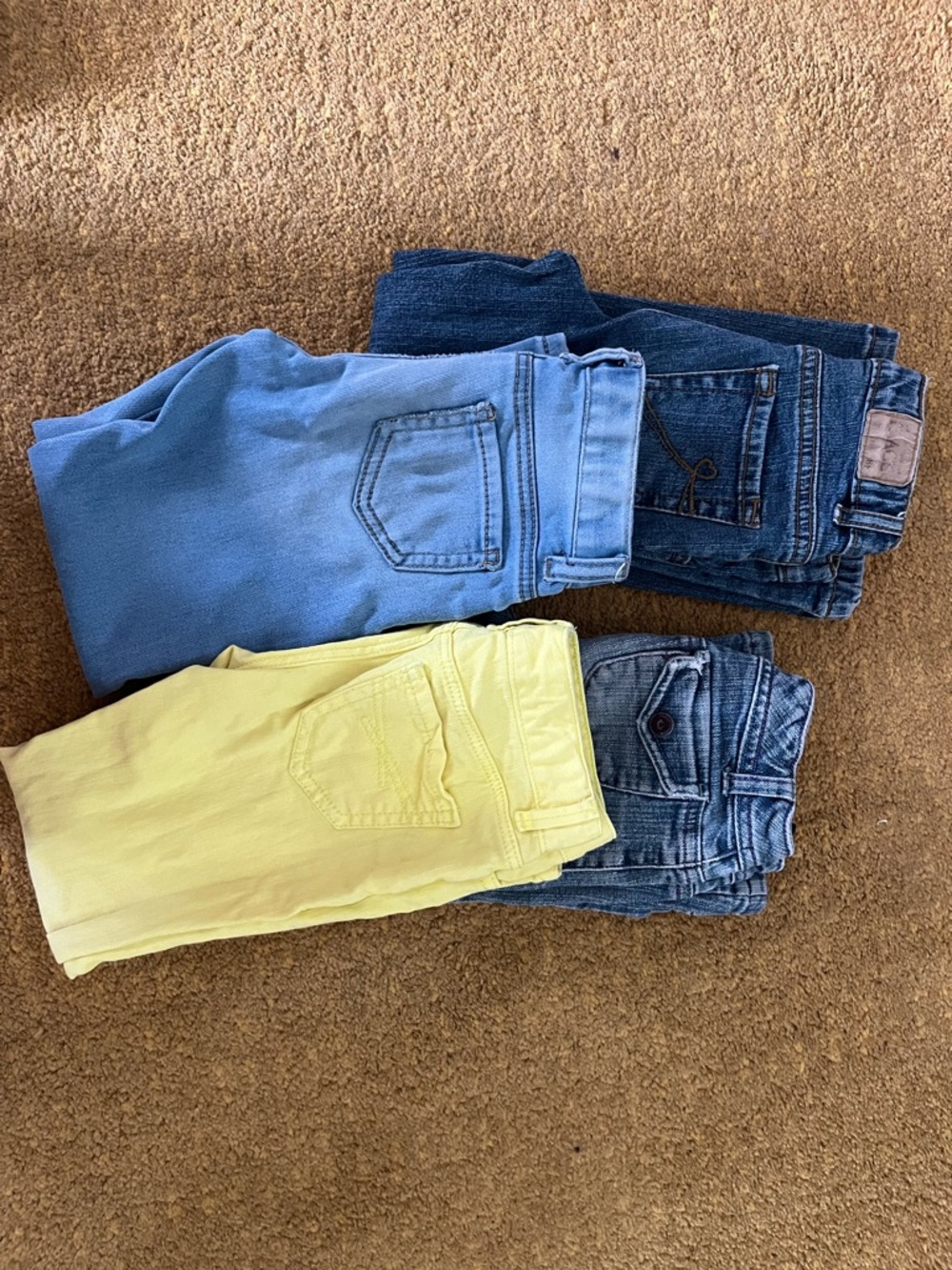 Lot 4 pairs of kid jeans - Gap, Cat & Jack, Children’s Place